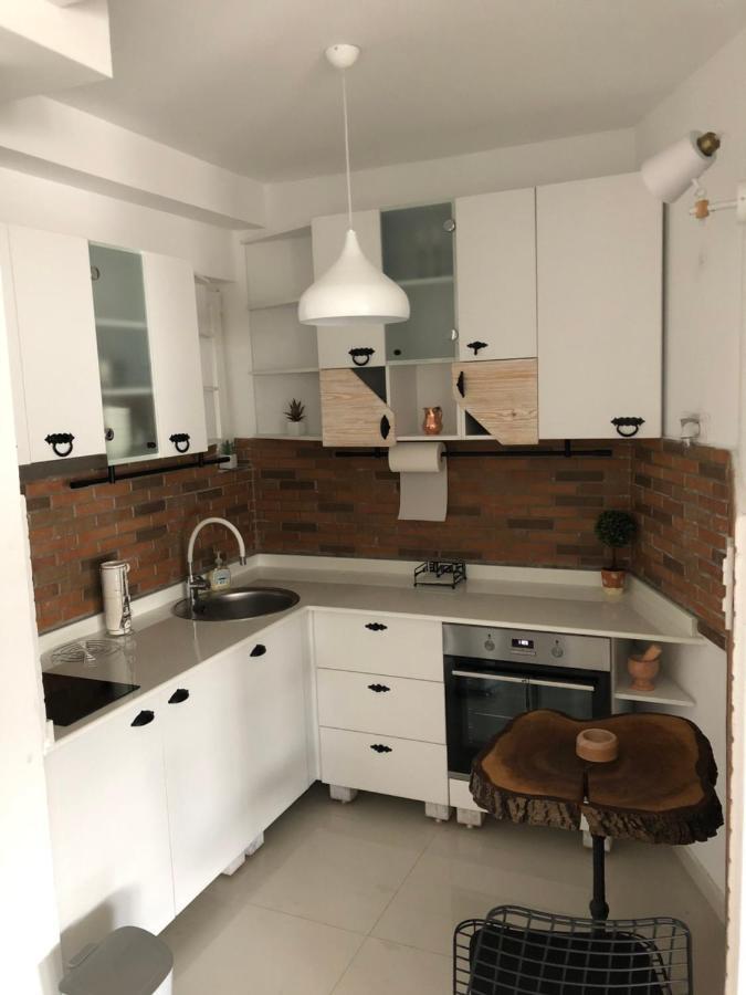 Ferienwohnung Artistic Luxury Skopje Exterior foto