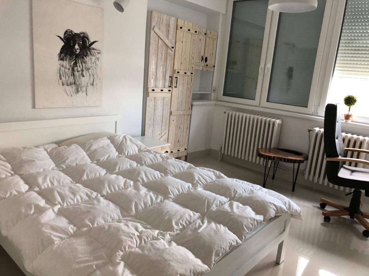 Ferienwohnung Artistic Luxury Skopje Exterior foto